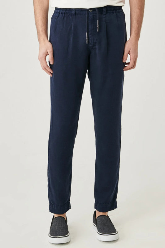 Regular Fit, Normal Cut, Drawstring Detail Chino Pants Wrangler