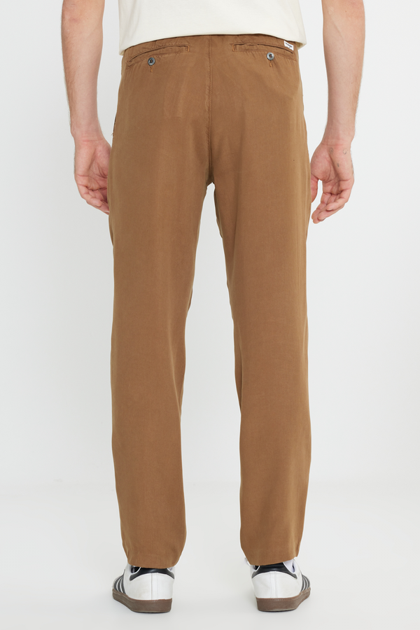 Regular Fit Normal Kesim Normal Bel Düz Paça Chino Pantolon Wrangler