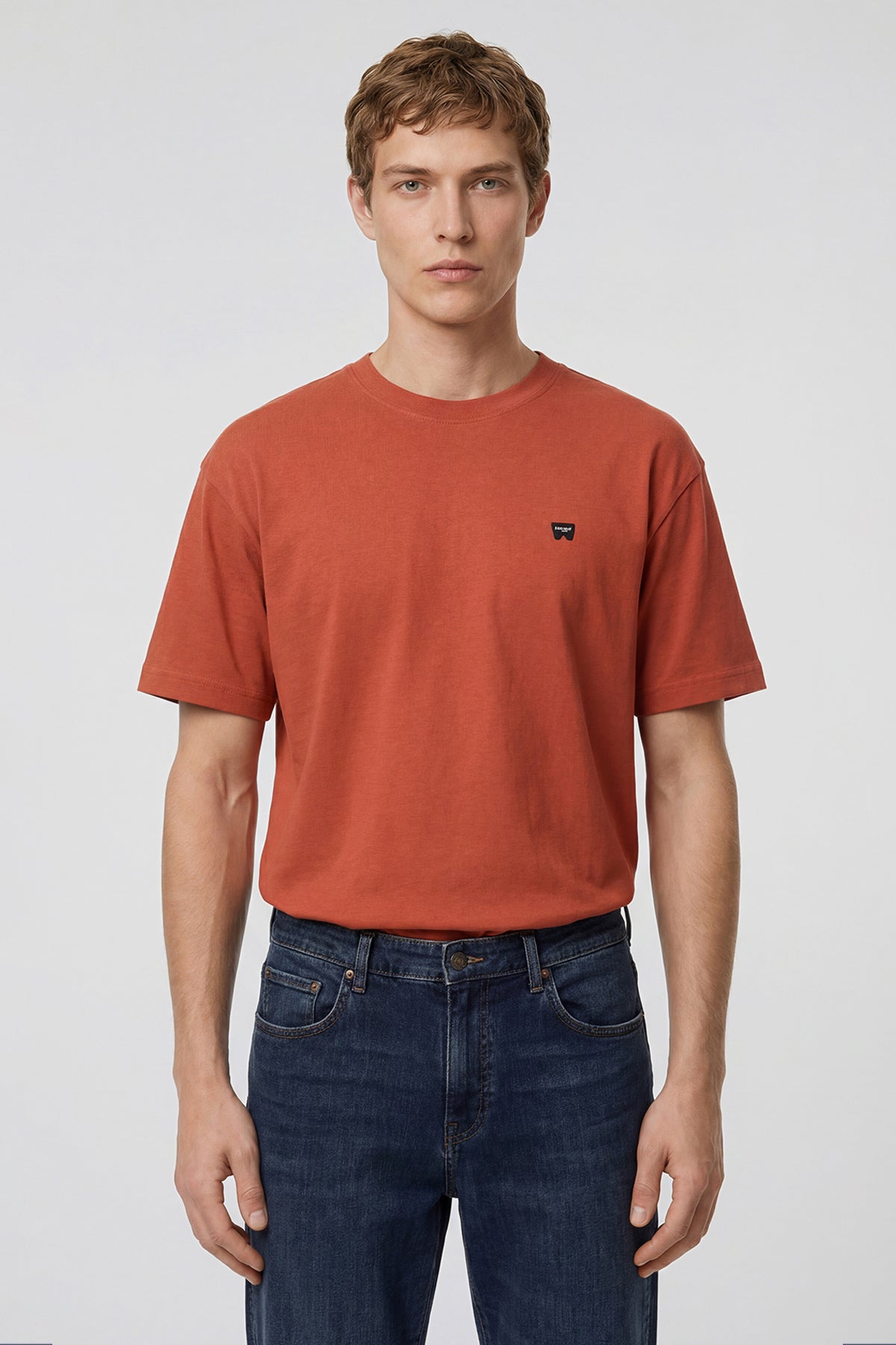 Relaxed Fit Small Logo Erkek T-Shirt Wrangler Main image