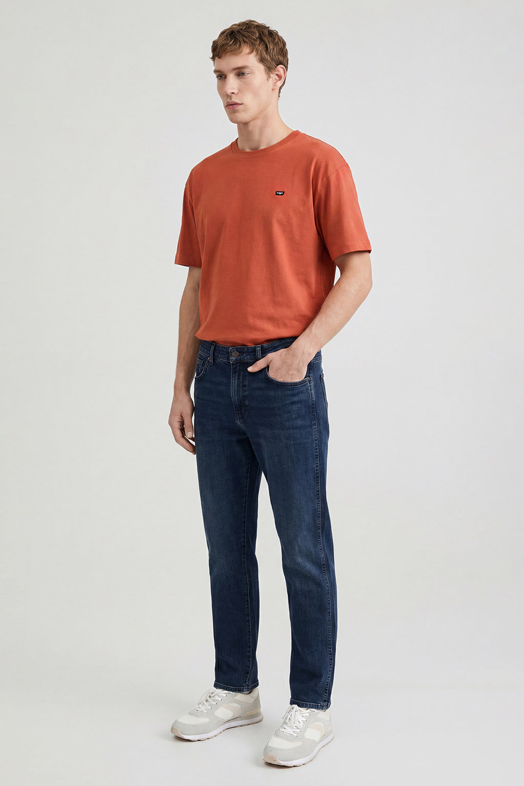 Relaxed Fit Small Logo Erkek T-Shirt Wrangler