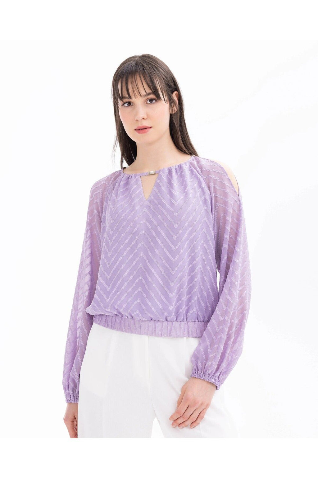 Seçil Minimalist Geometrik Desenli Uzun Kol Crop Bluz - Şifon Kumaş