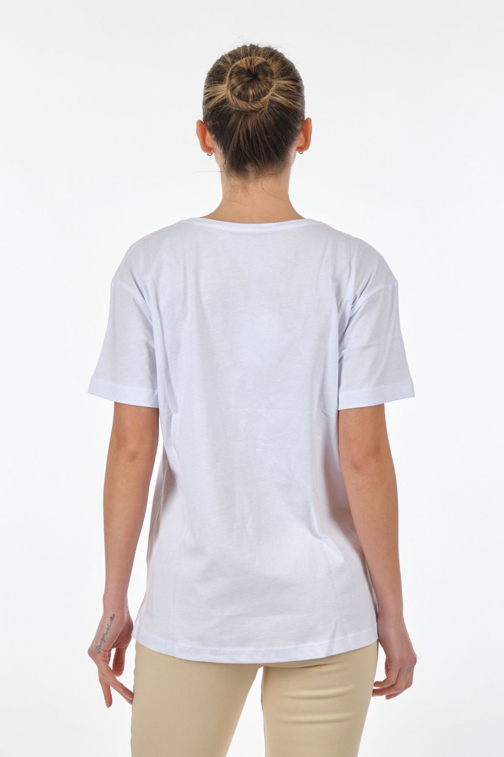 Seçil Kadın Oversize V Yaka Kısa Kol Minimalist T-Shirt - Günlük Kullanım