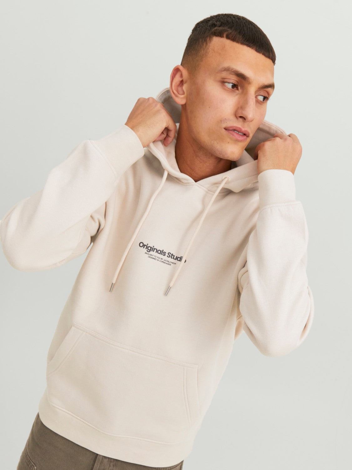 Jack&Jones Oversize Kapüşonlu Sweatshirt - Minimalist & Rahat İkincil görsel