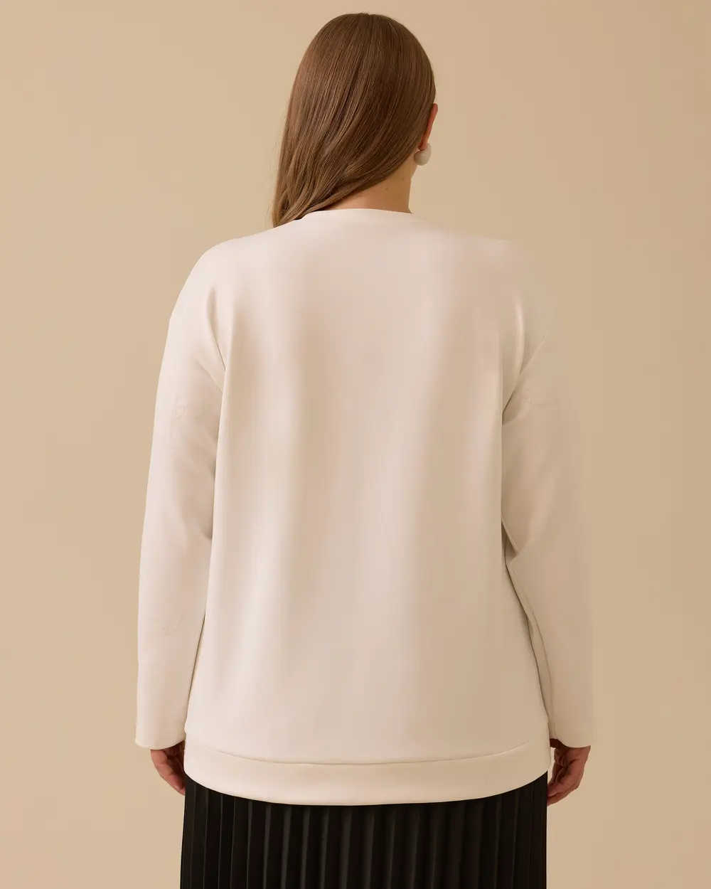 Büyük Beden Nakış Detaylı Boncuklu Sweatshirt Gala-Xi Secondary image