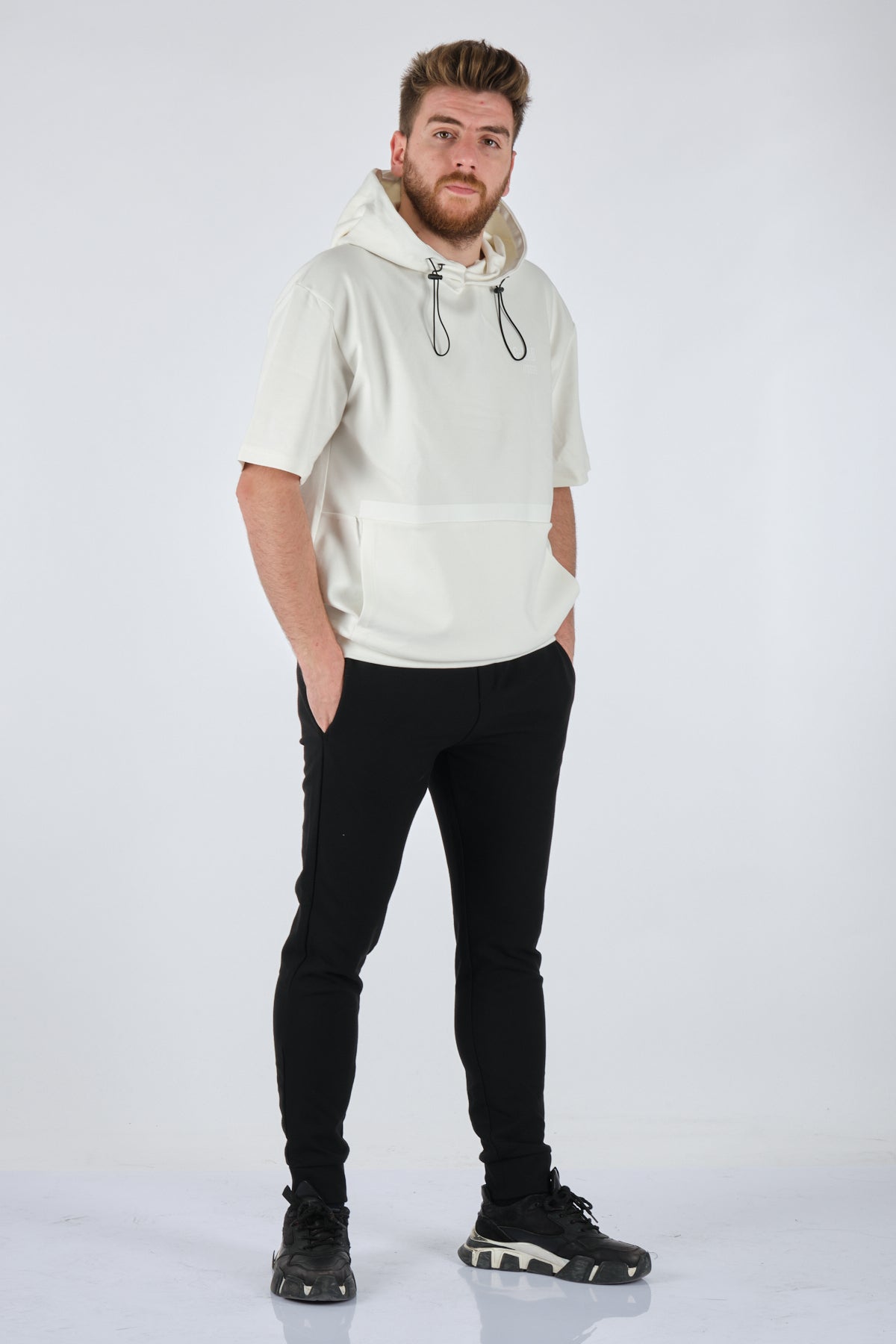 Gualtıero Oversize Kısa Kol Kapüşonlu Erkek Sweatshirt - Günlük Kombinleriniz İçin Main image