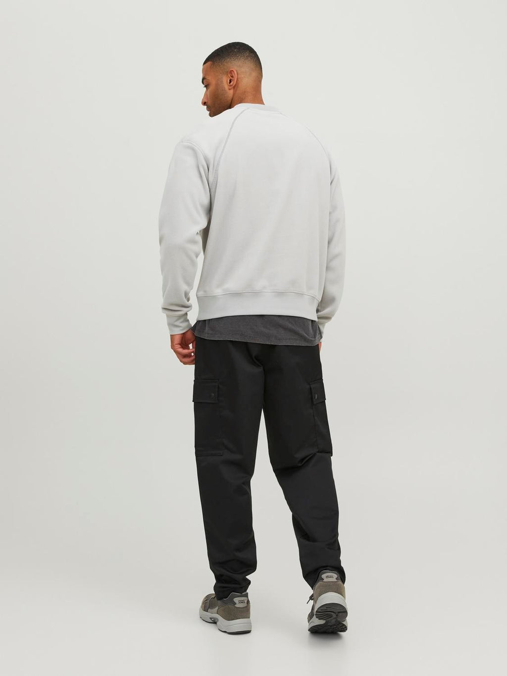 Jack&Jones Erkek Oversize Sweatshirt - Minimalist Stil - Günlük Kullanım
