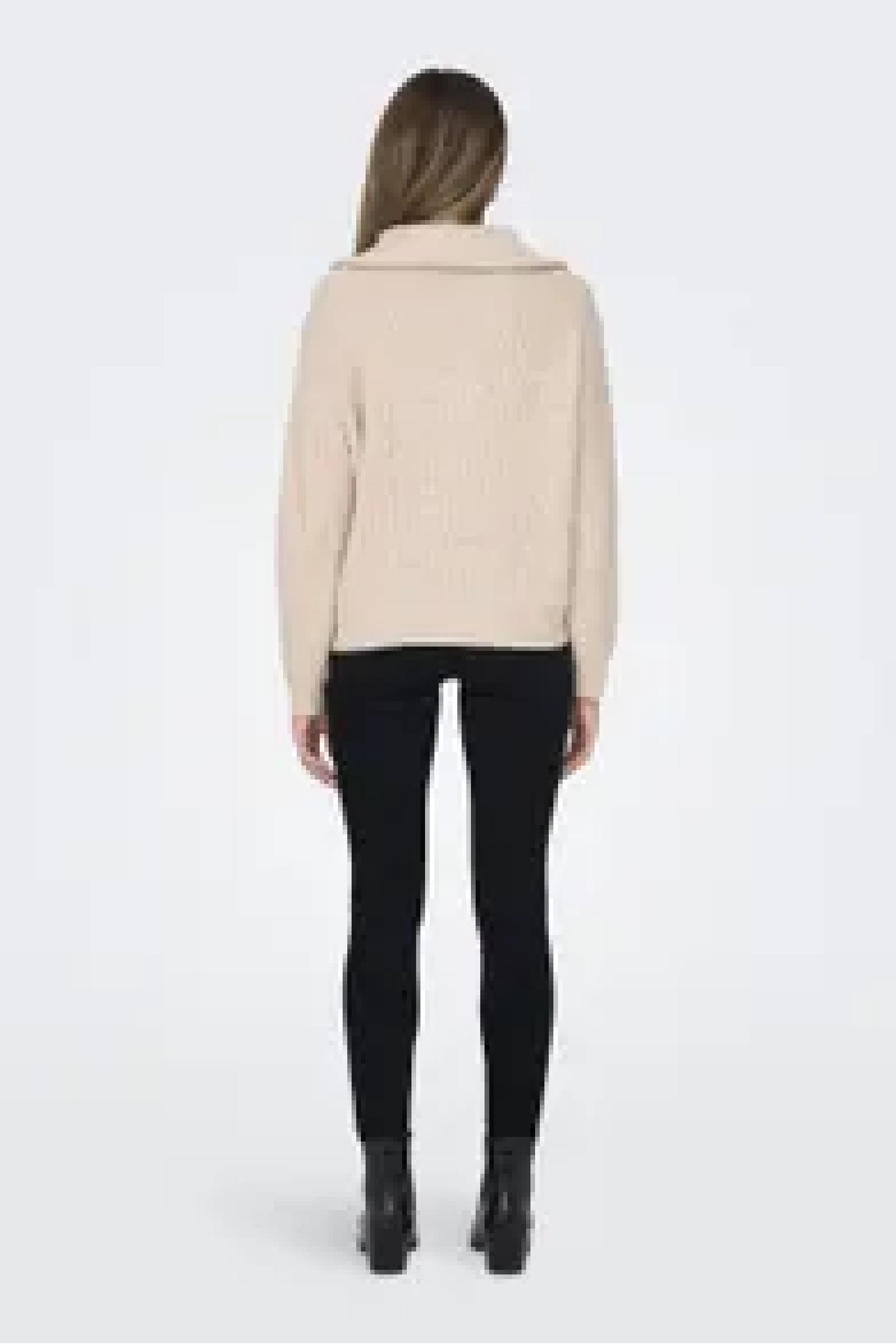 Only Oversize Yarım Fermuarlı Uzun Kol Kadın Sweatshirt - Minimalist Stil