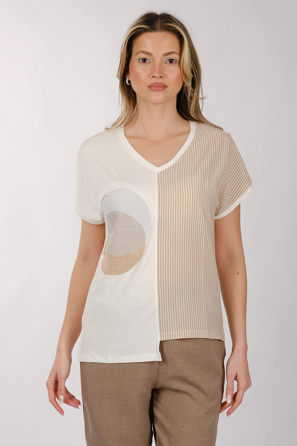 Daıdo Minimalist V Yaka Kadın T-Shirt - Kısa Kol Günlük