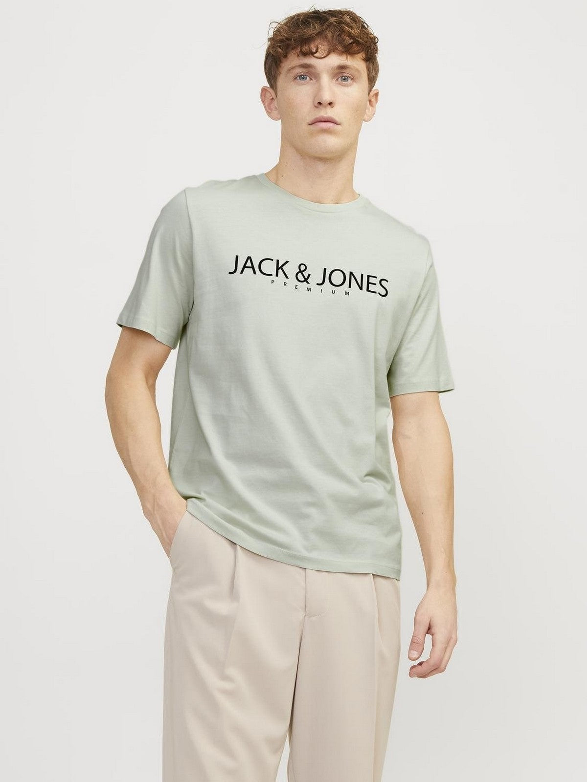 Jack&Jones Plus Oversize Minimalist Tişört - Kısa Kol Yuvarlak Yaka Secondary image
