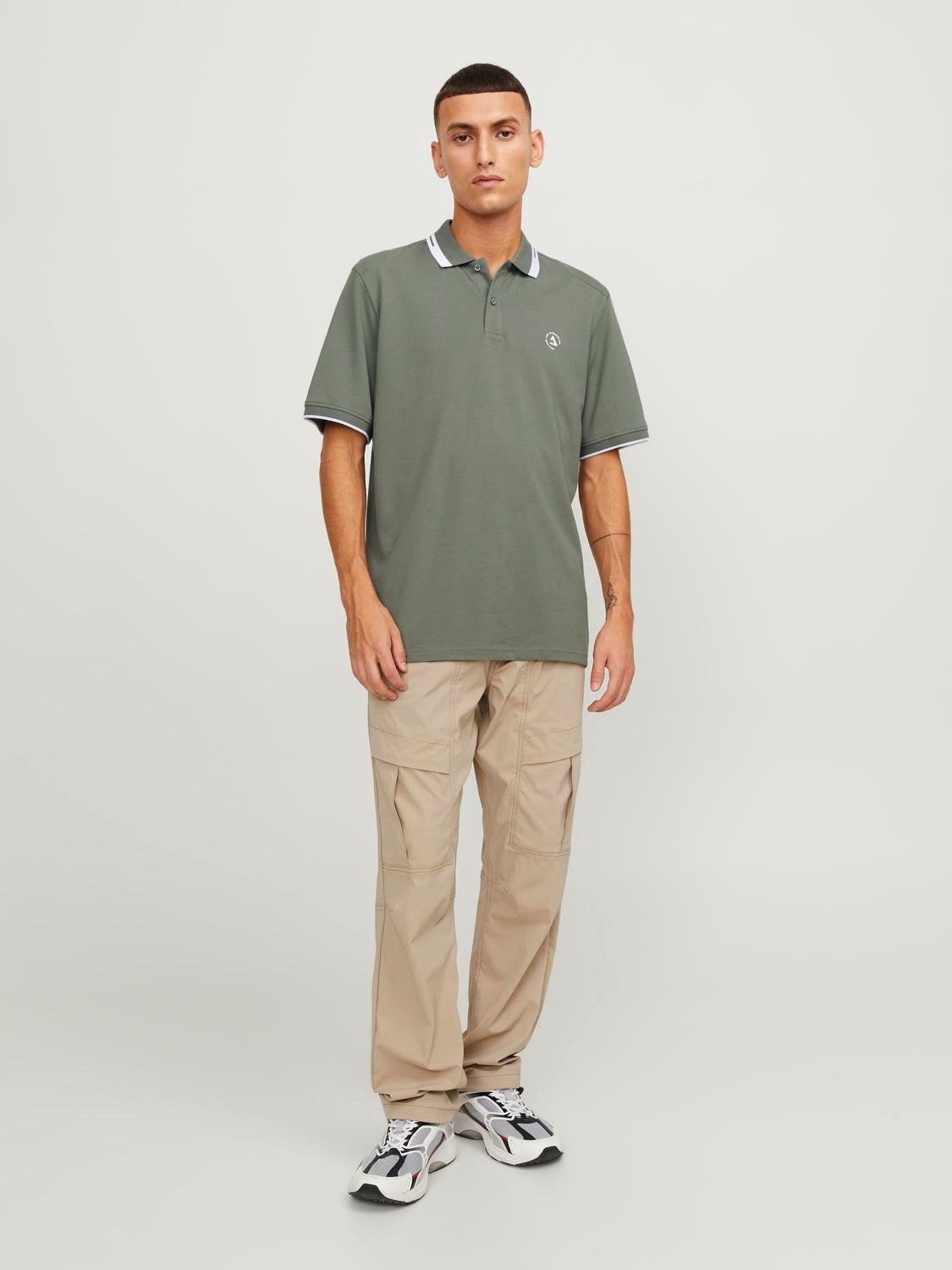Jack&Jones Minimalist Polo Yaka Kısa Kol Erkek Tişört - Günlük Stil