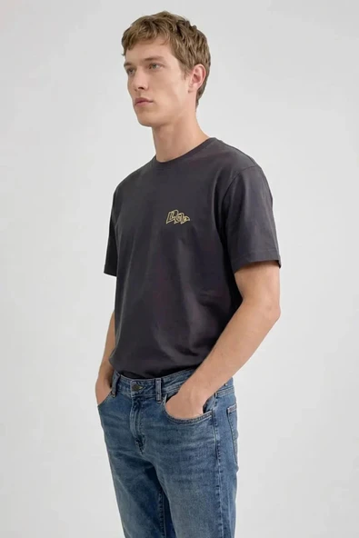 T-Shirt Lee