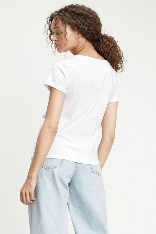 Levis Kadın T-Shirt 25YA3170-0010