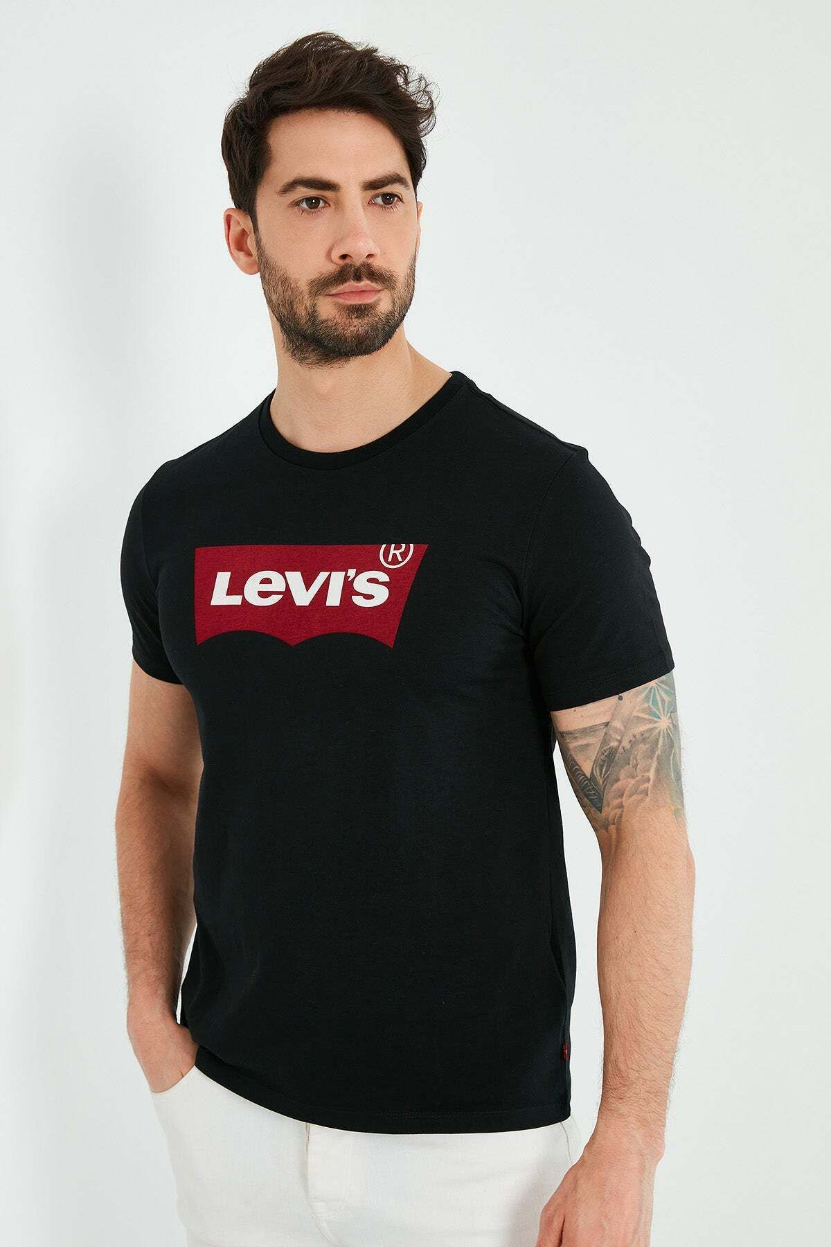 Levi's Erkek Kısa Kol Yuvarlak Yaka Regular Fit Minimalist T-Shirt Secondary image