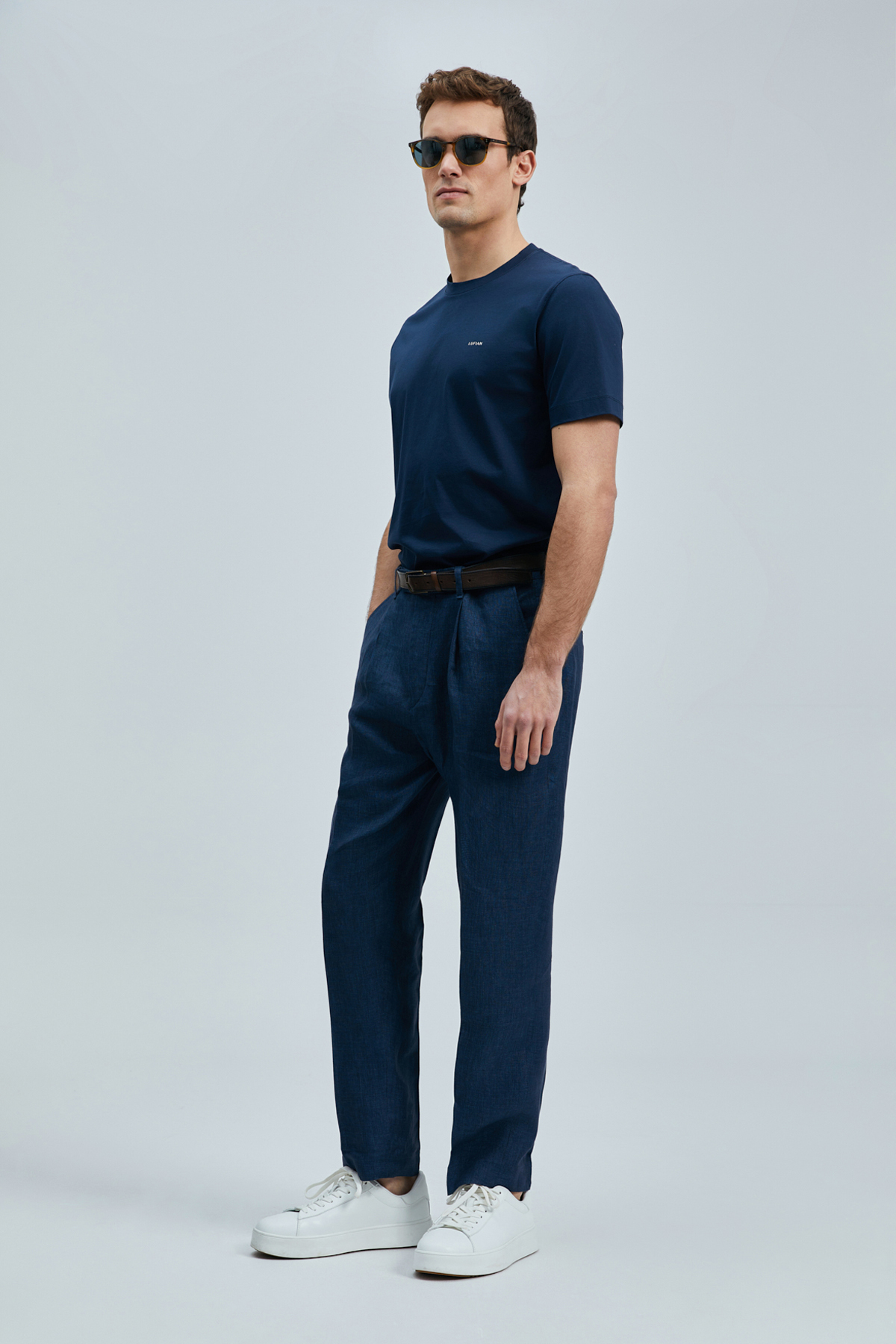 Bran Modern Grafik T- Shirt Lufian Secondary image