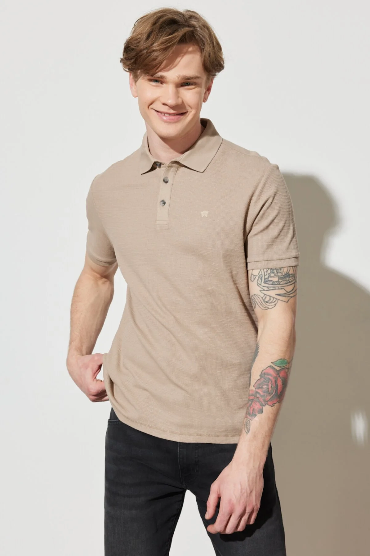 Wrangler Erkek Polo Yaka Kısa Kol T-Shirt - Minimalist Günlük Main image