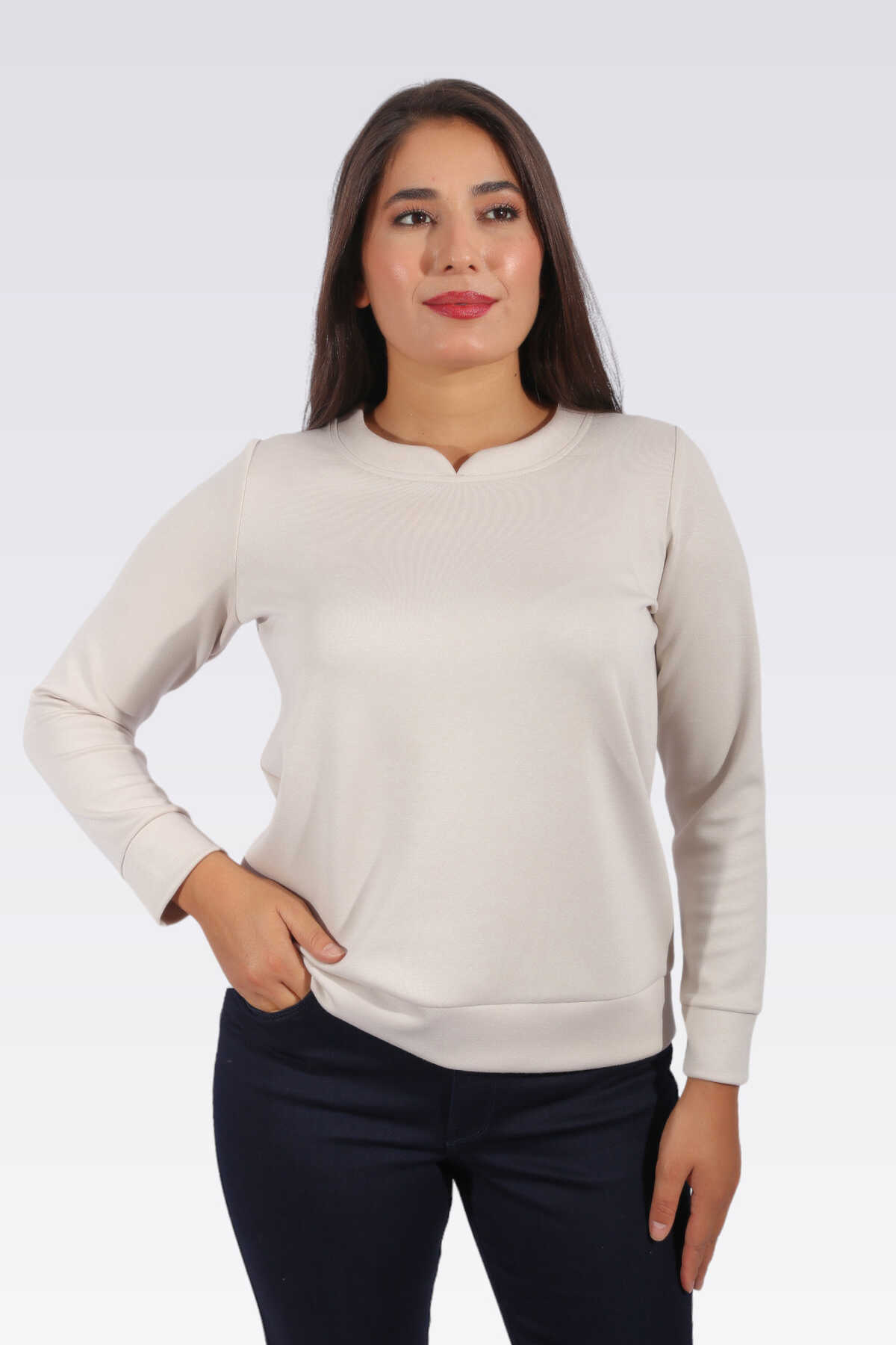 Tolga Saraçoğlu Minimalist Uzun Kol Kadın Sweatshirt - Günlük Rahatlık Ana görsel