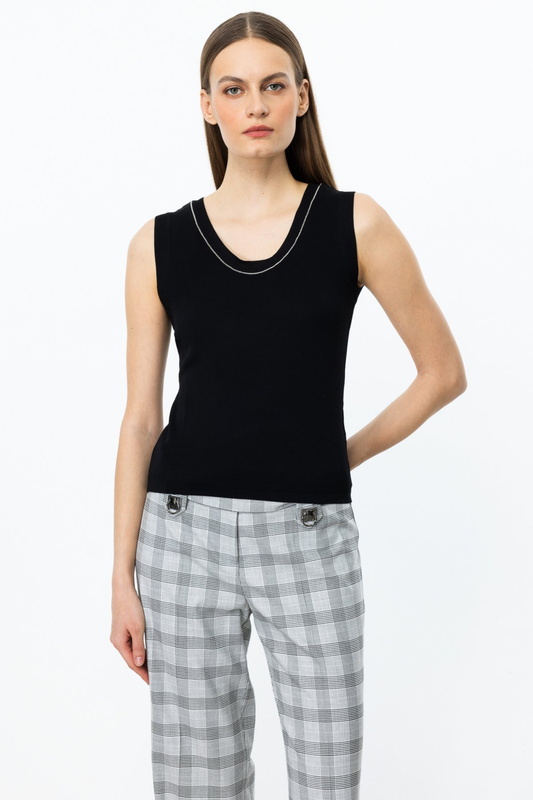 Sleeveless Blouse with Embellished Collar