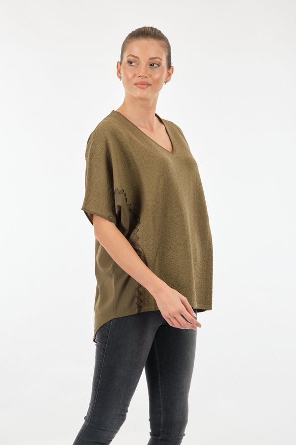 Twomail Oversize V Yaka Kadın Bluz - Kısa Kol Minimalist Günlük