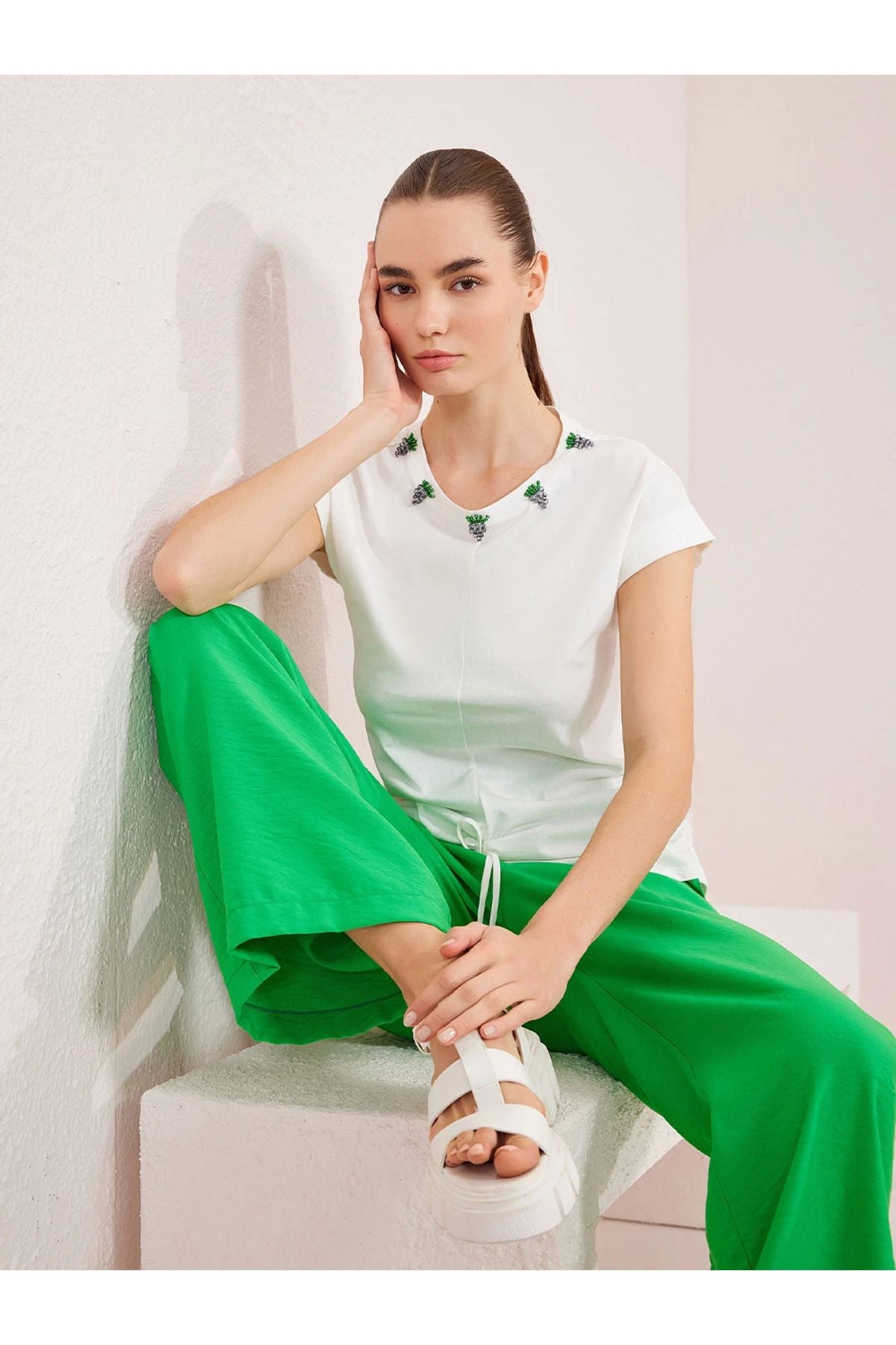 Unique Mode Midi Geniş Paça Kadın Pantolon - Minimalist, Rahat & Şık