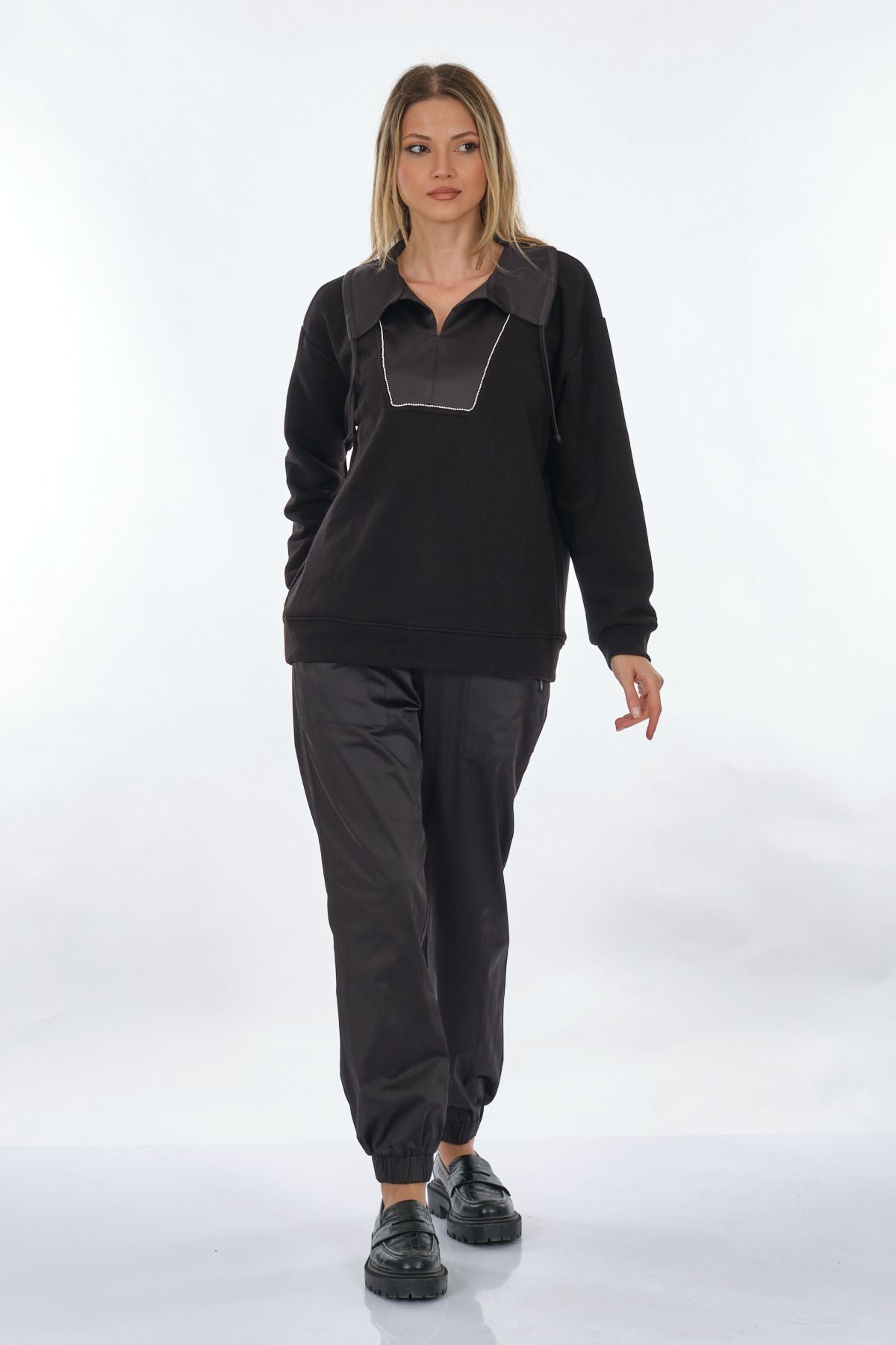 Unique Mode Oversize Polo Yaka Kadın Sweatshirt - Minimalist Günlük Stil