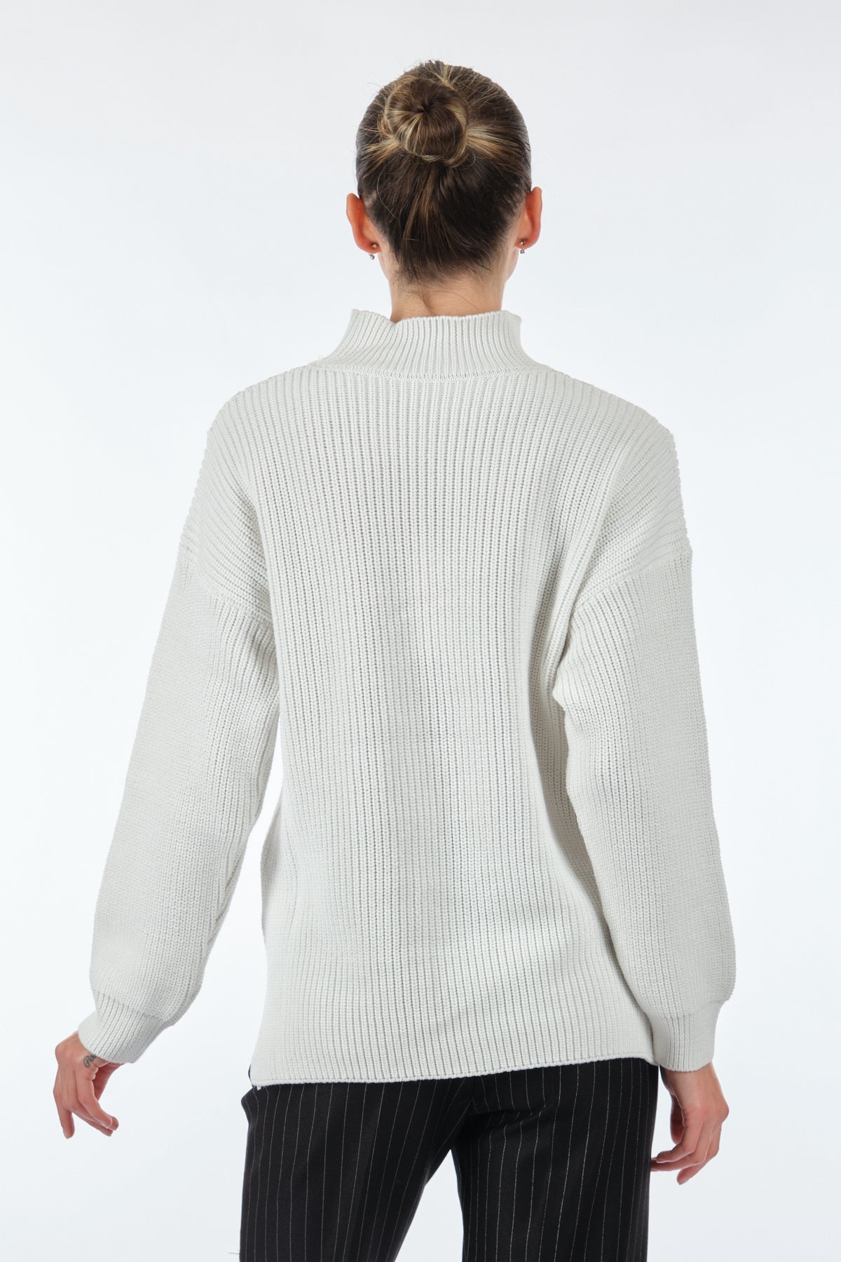 Unique Mode Minimalist Boğazlı Oversize Triko - Günlük Şıklık