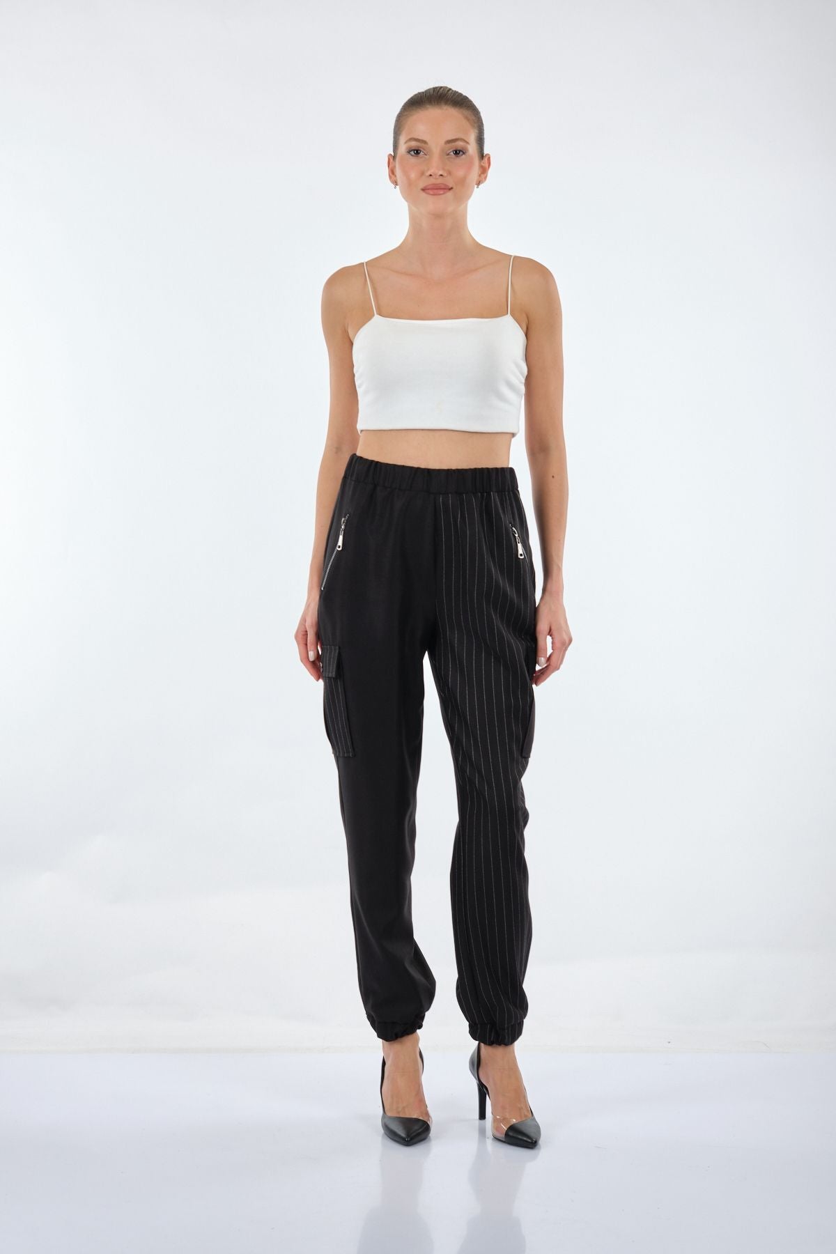 Unique Mode Oversize Çizgili Kadın Pantolon - Minimalist & Rahat Main image