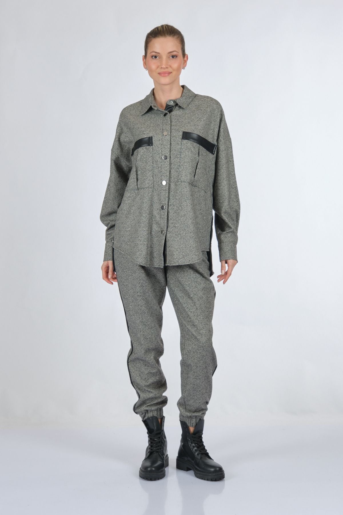 Unique Mode Oversize Kadın Gömlek - Minimalist Günlük Stil