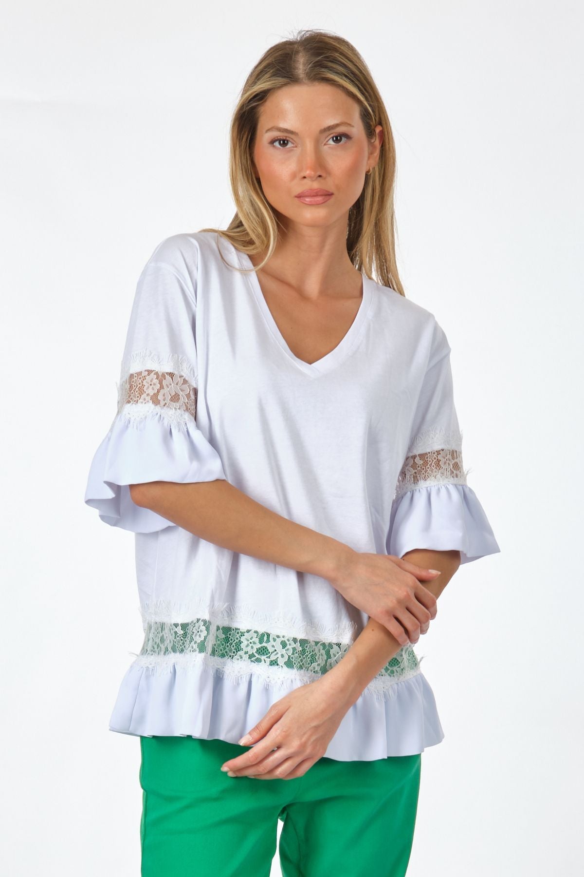 Unique Mode Oversize V Yaka Dantelli Kadın T-Shirt - Günlük Stil Secondary image