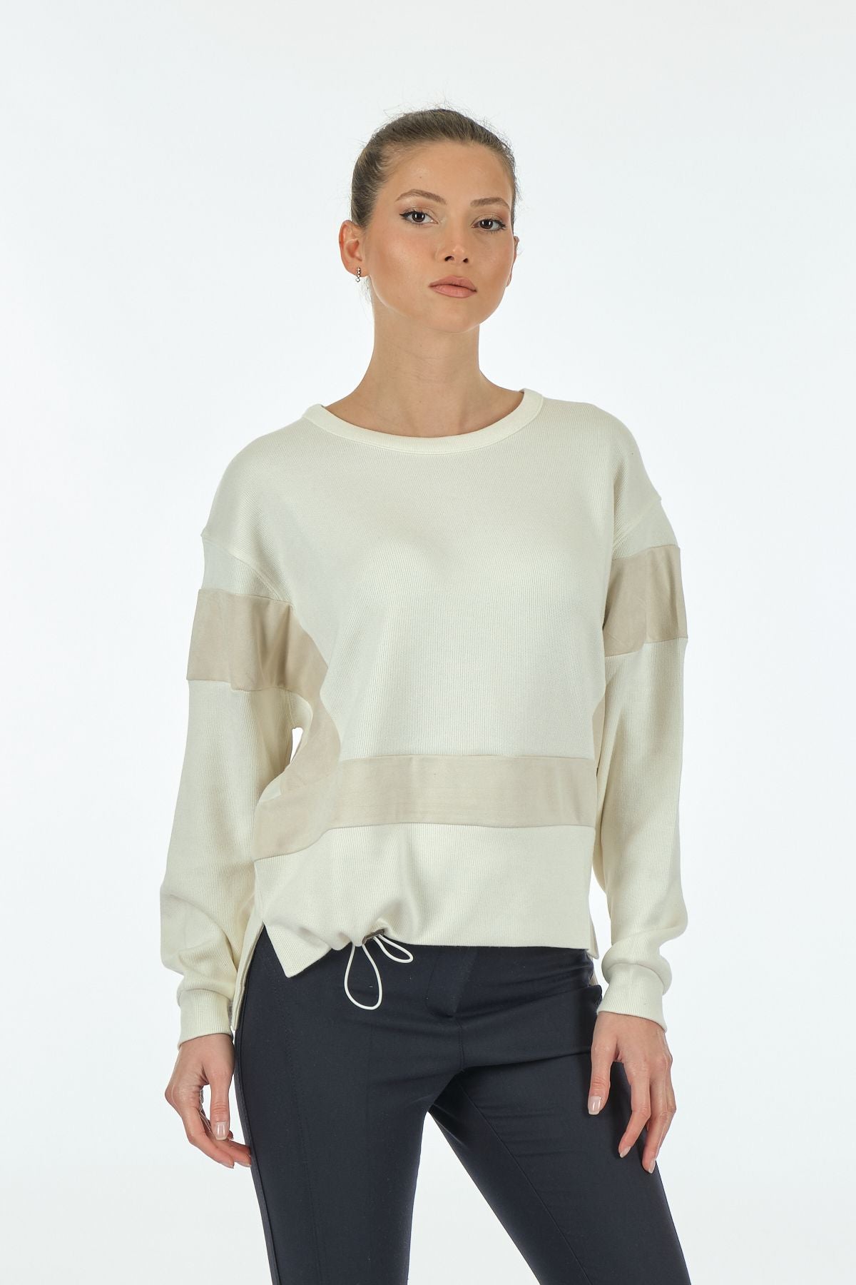 Vedi Minimalist Oversize Uzun Kol Kadın Sweatshirt - Rahat ve Şık
