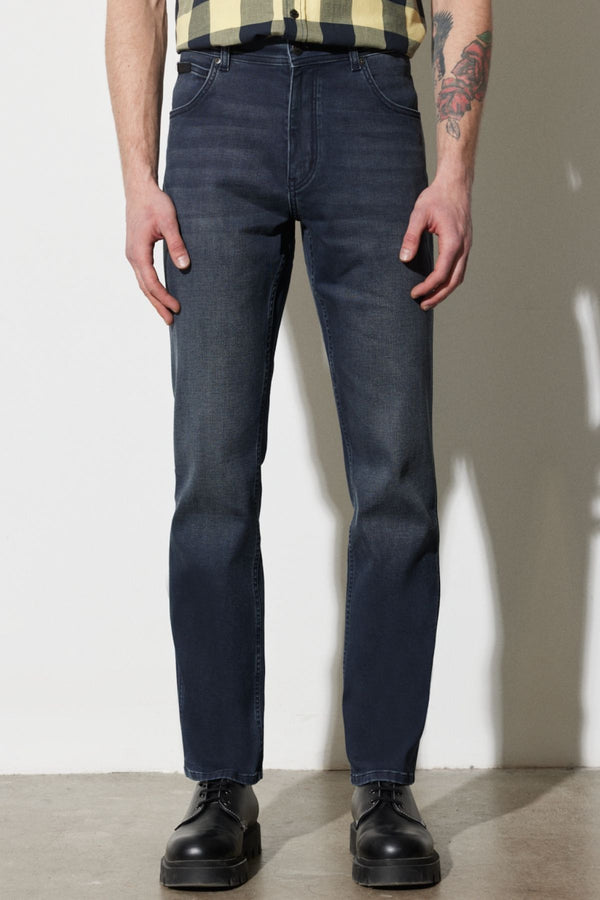 Wrangler Erkek Regular Fit Jean - Klasik ve Şık Günlük Stil