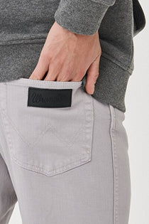 Wrangler Erkek Kot Pantolon W12S004035