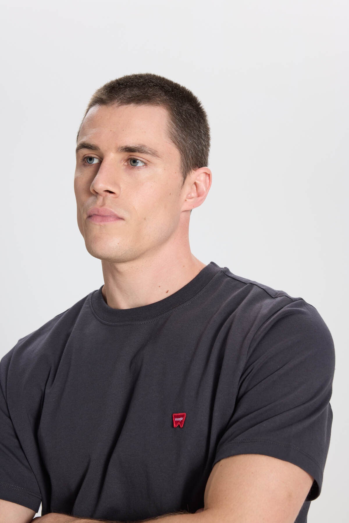 Wrangler Minimalist Regular Fit Kısa Kol Erkek T-Shirt - Günlük Şıklık Secondary image